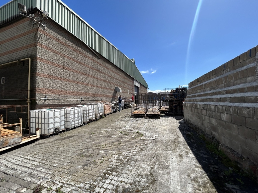 To Let commercial Property for Rent in Epping Industrial Western Cape